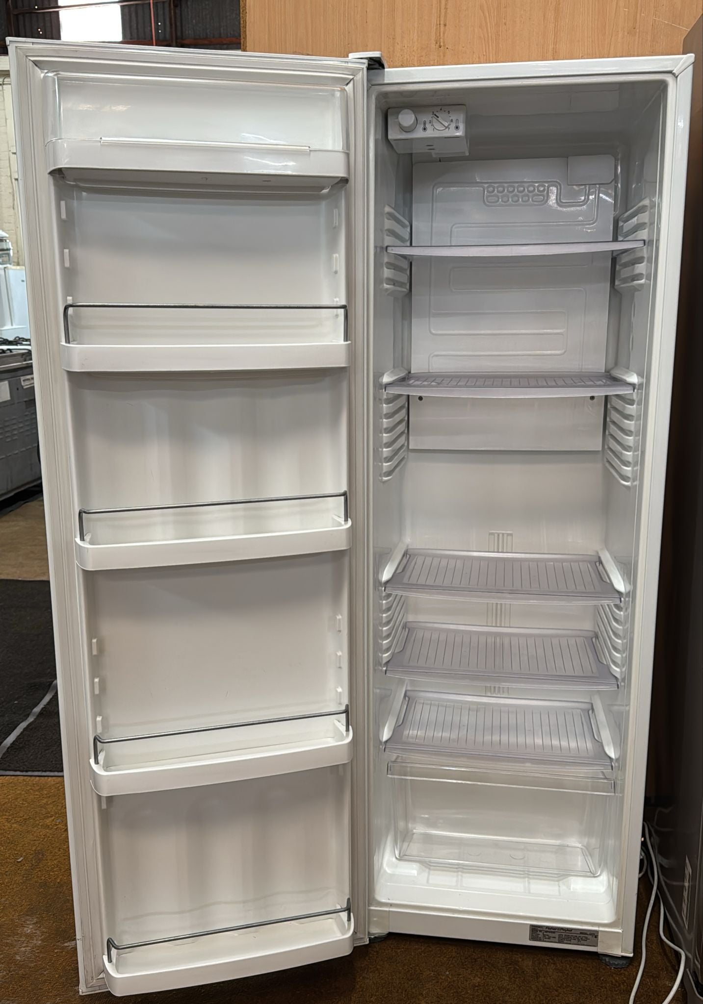 Fisher & Paykel Freestanding Fridge Only, C270 (33636)