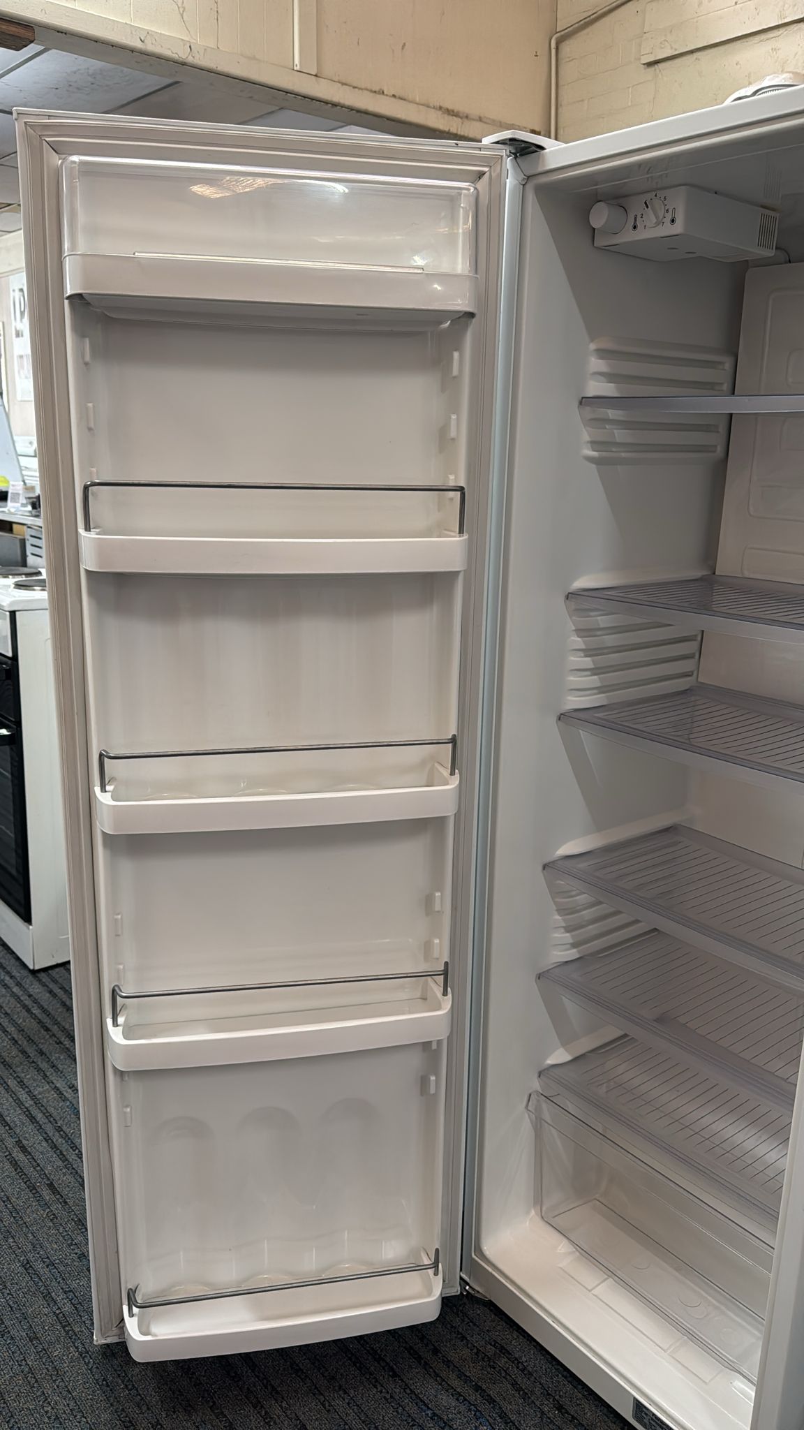 Fisher & Paykel Freestanding Fridge Only, C270 (33631)
