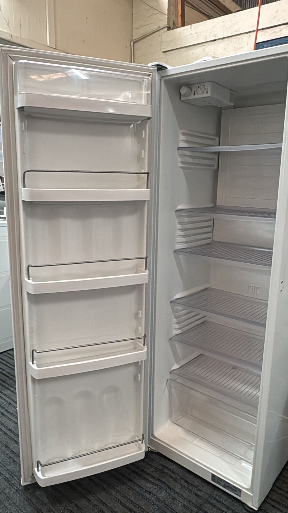 Fisher & Paykel Freestanding Fridge Only, C270 (33631)