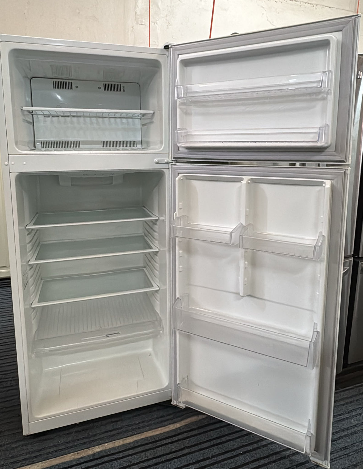 Kelvinator Top Mount Fridge Freezer KTM3900W 390L (33679)