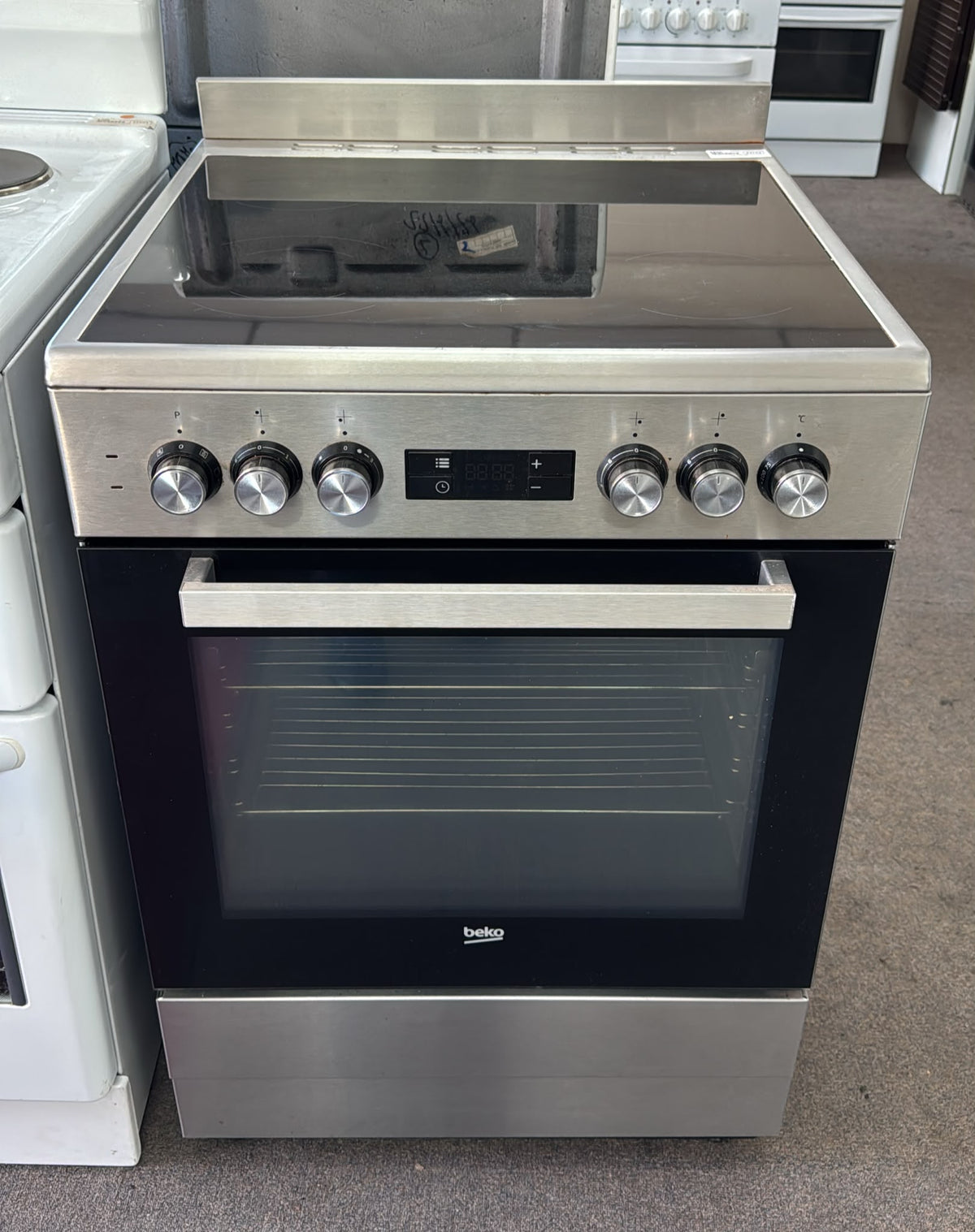 Beko 60cm Electric Stove, Fan Forced, Ceramic top (33702)