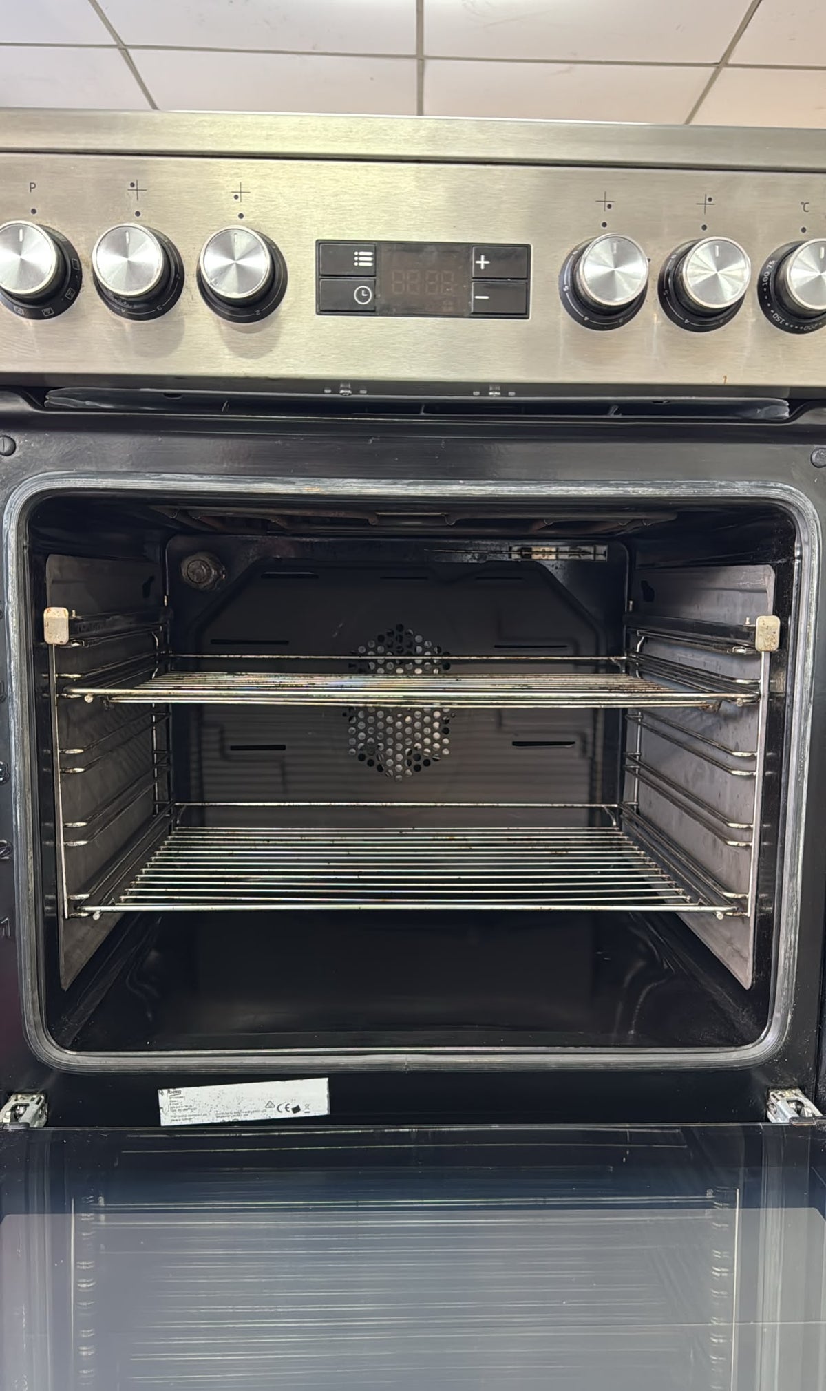 Beko 60cm Electric Stove, Fan Forced, Ceramic top (33702)