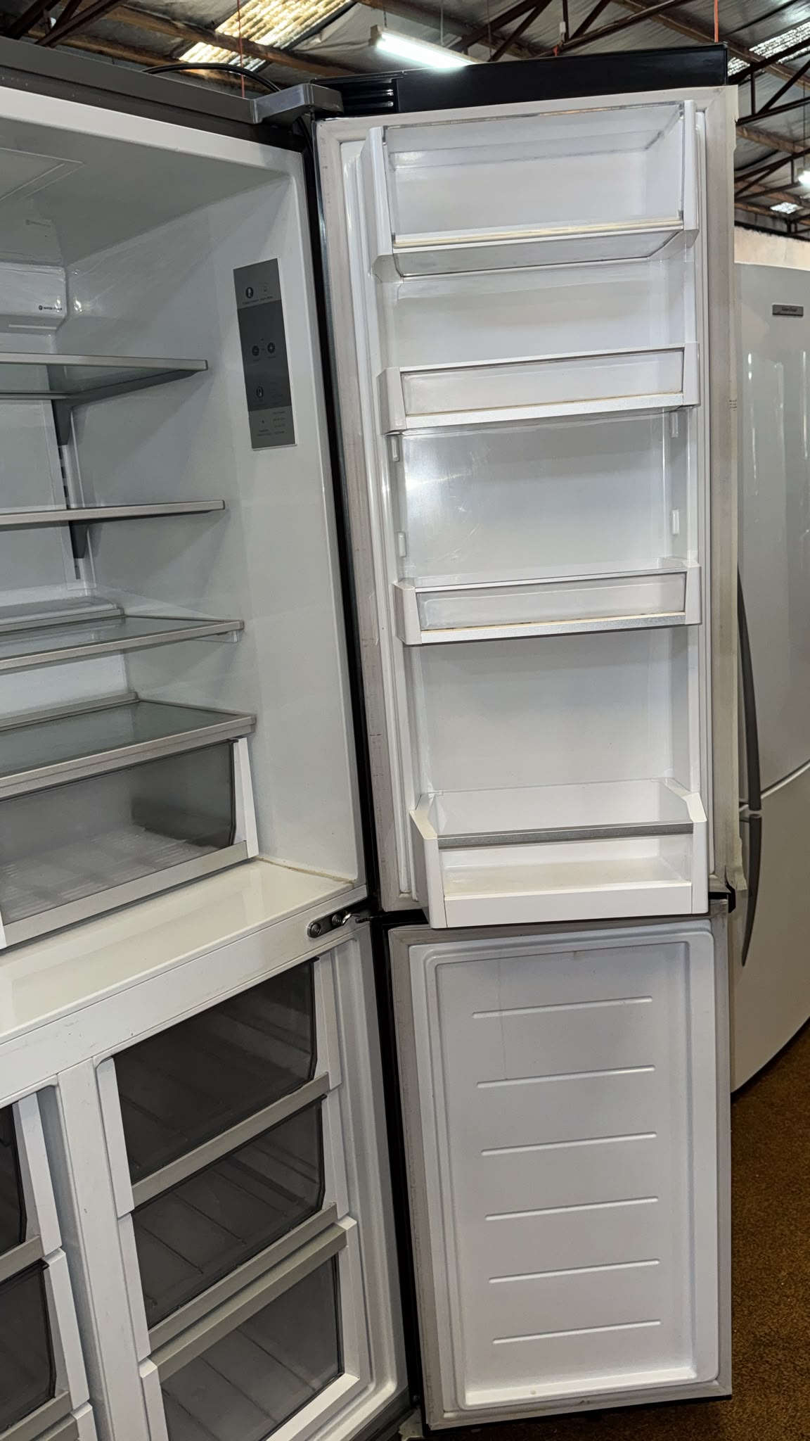 Fisher & Paykel Quad Door Fridge Freezer 605L (33697)