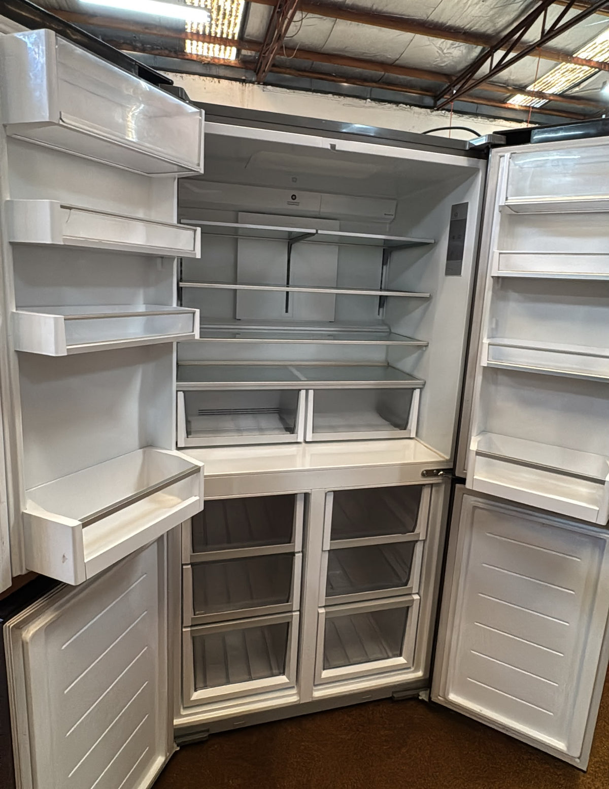 Fisher & Paykel Quad Door Fridge Freezer 605L (33697)