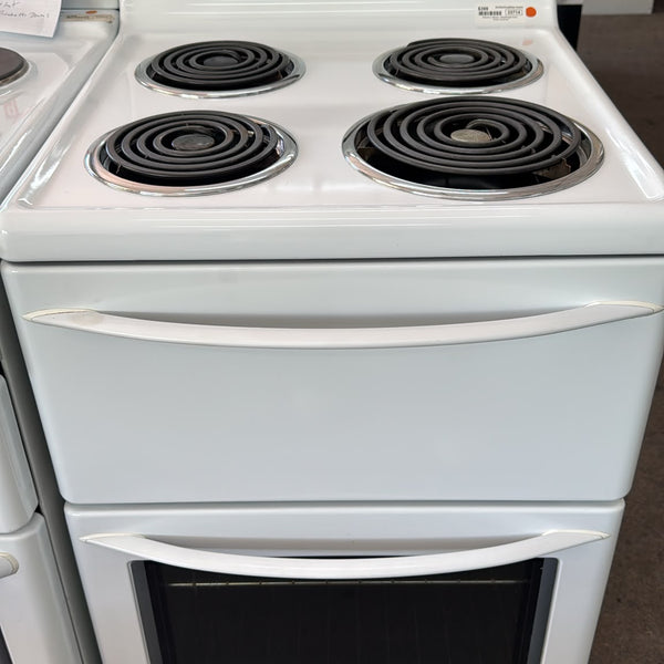 Westinghouse 54cm Electric Freestanding Stove (33714)