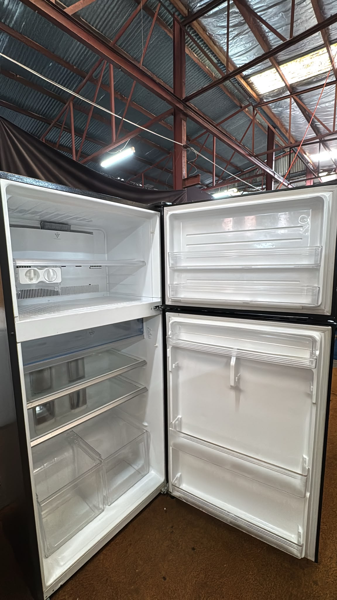 Sharp Top Mount Fridge Freezer 585L (33752)