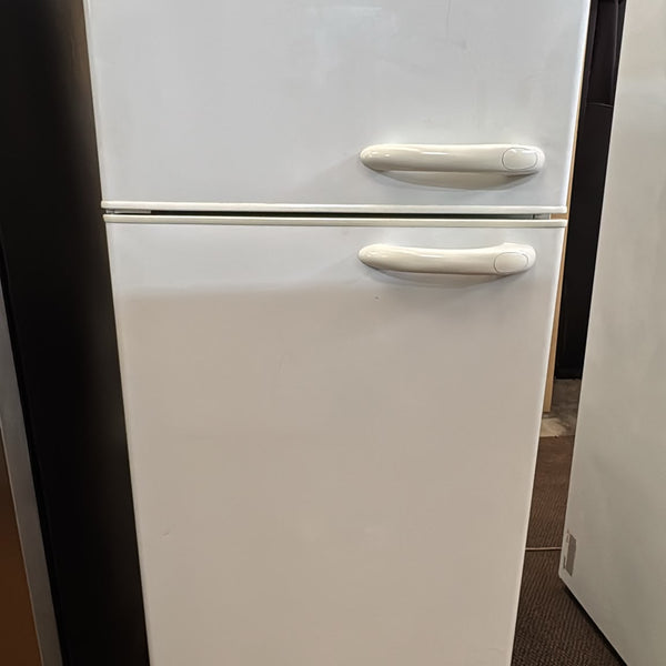 Kelvinator Top Mount Fridge Freezer C410FL 410L (33751)