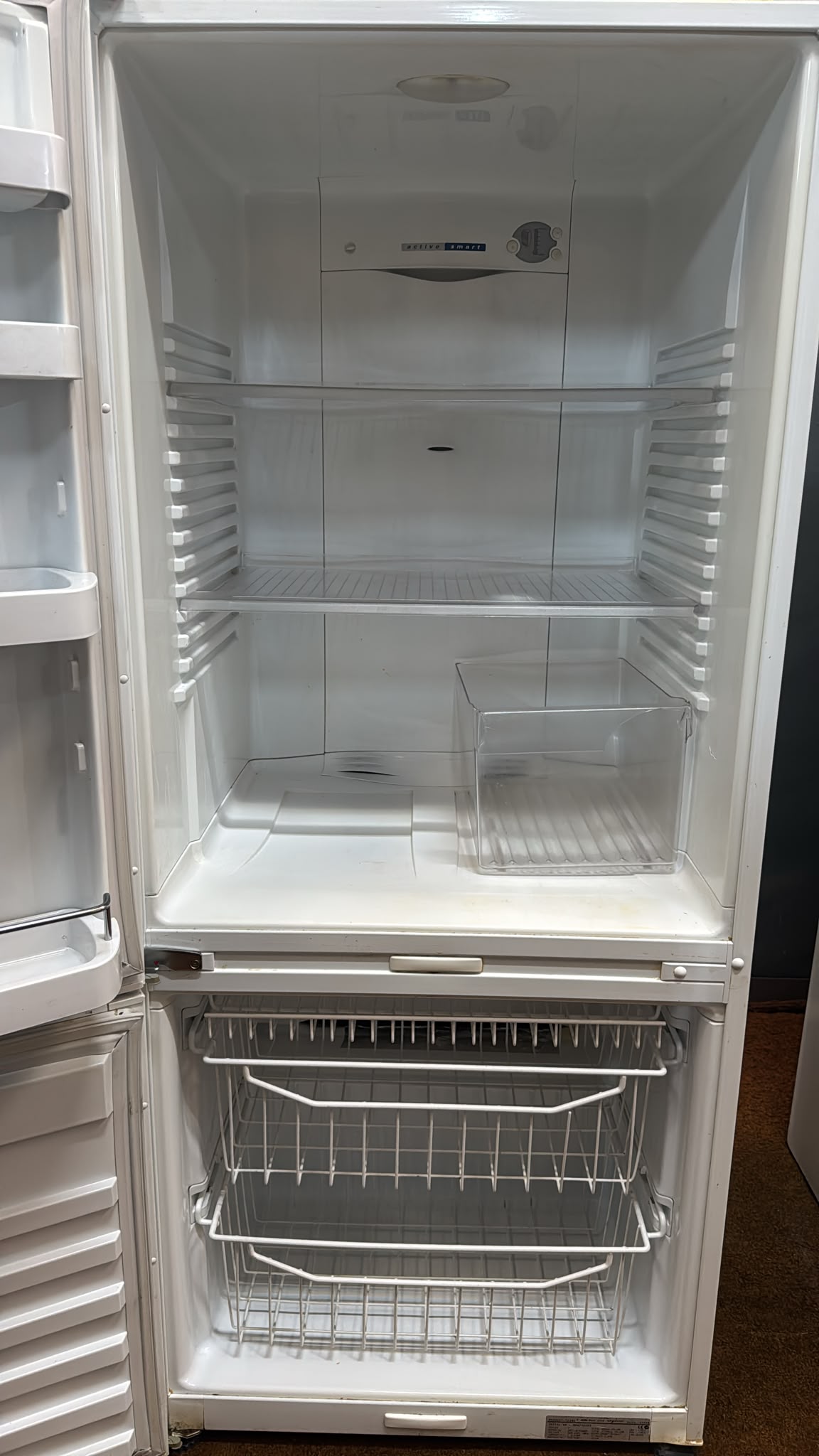Fisher & Paykel Bottom Mount Fridge Freezer 406L, E406B (33754)