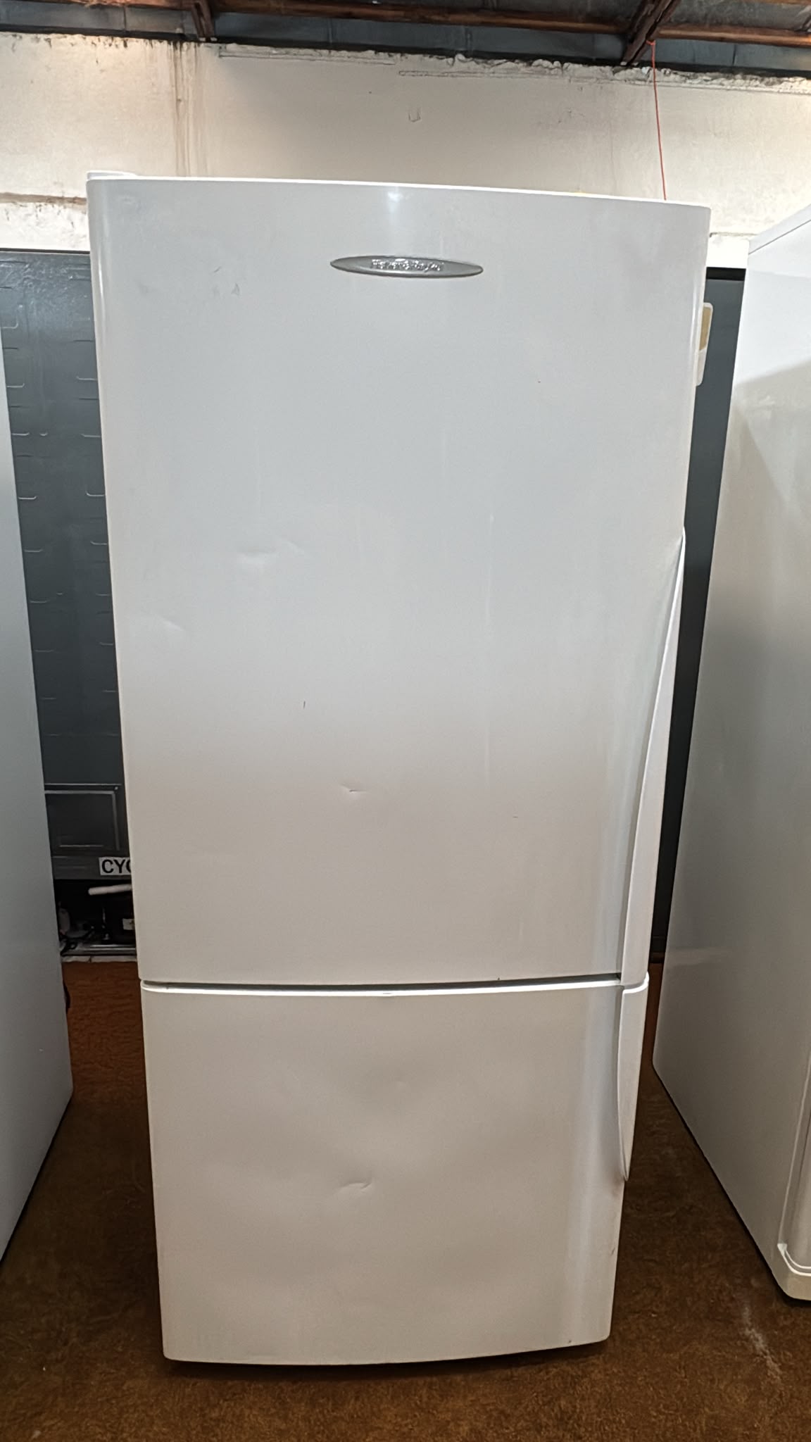 Fisher & Paykel Bottom Mount Fridge Freezer 406L, E406B (33754)