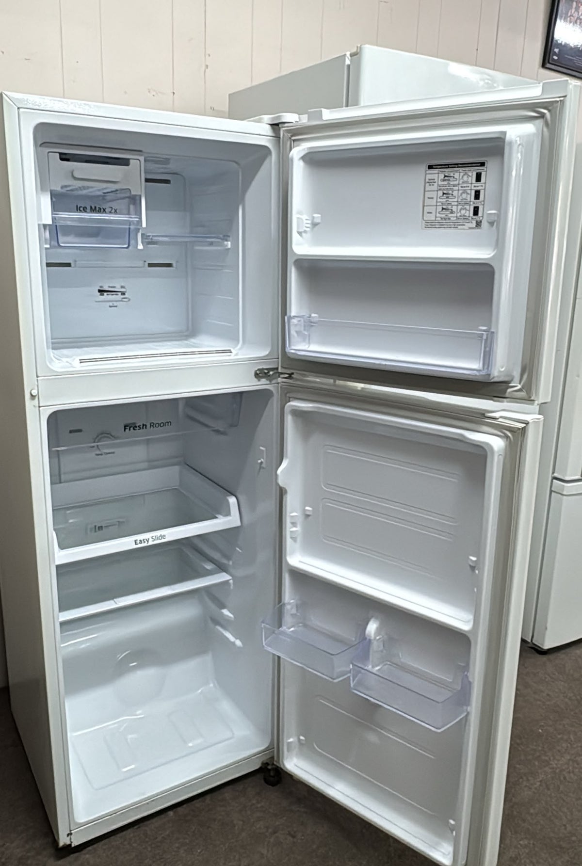 Samsung Fridge Freezer Top Mount (33757)