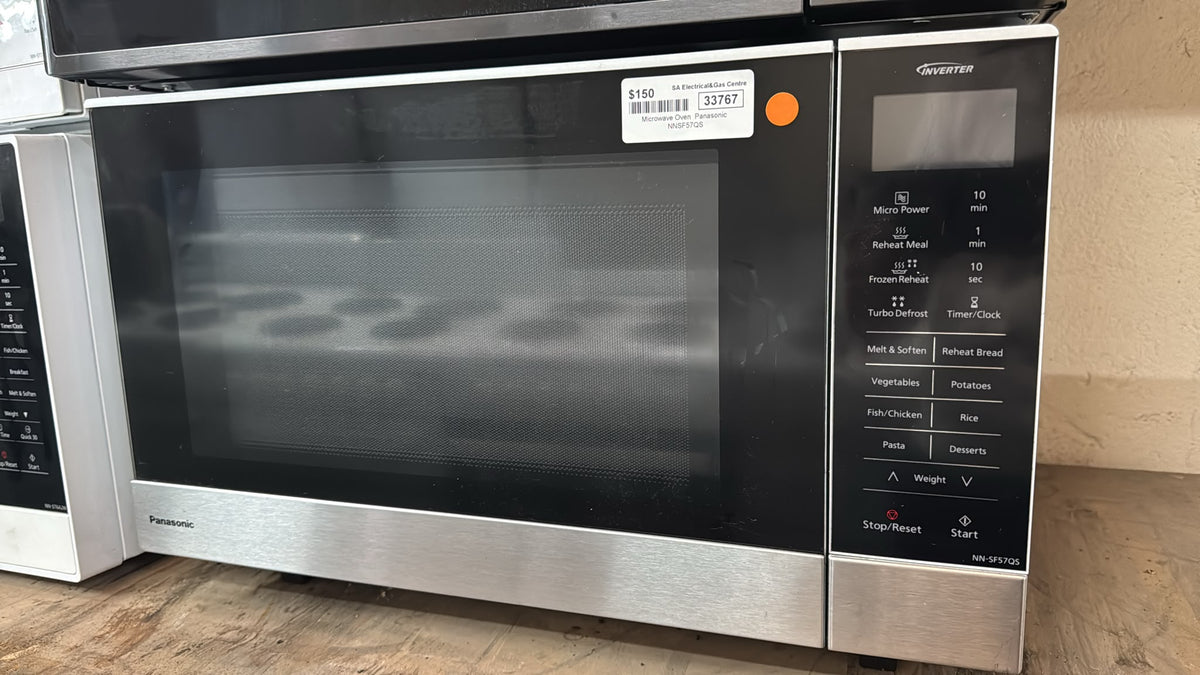 Panasonic Microwave Oven NNSF57QS (33767)