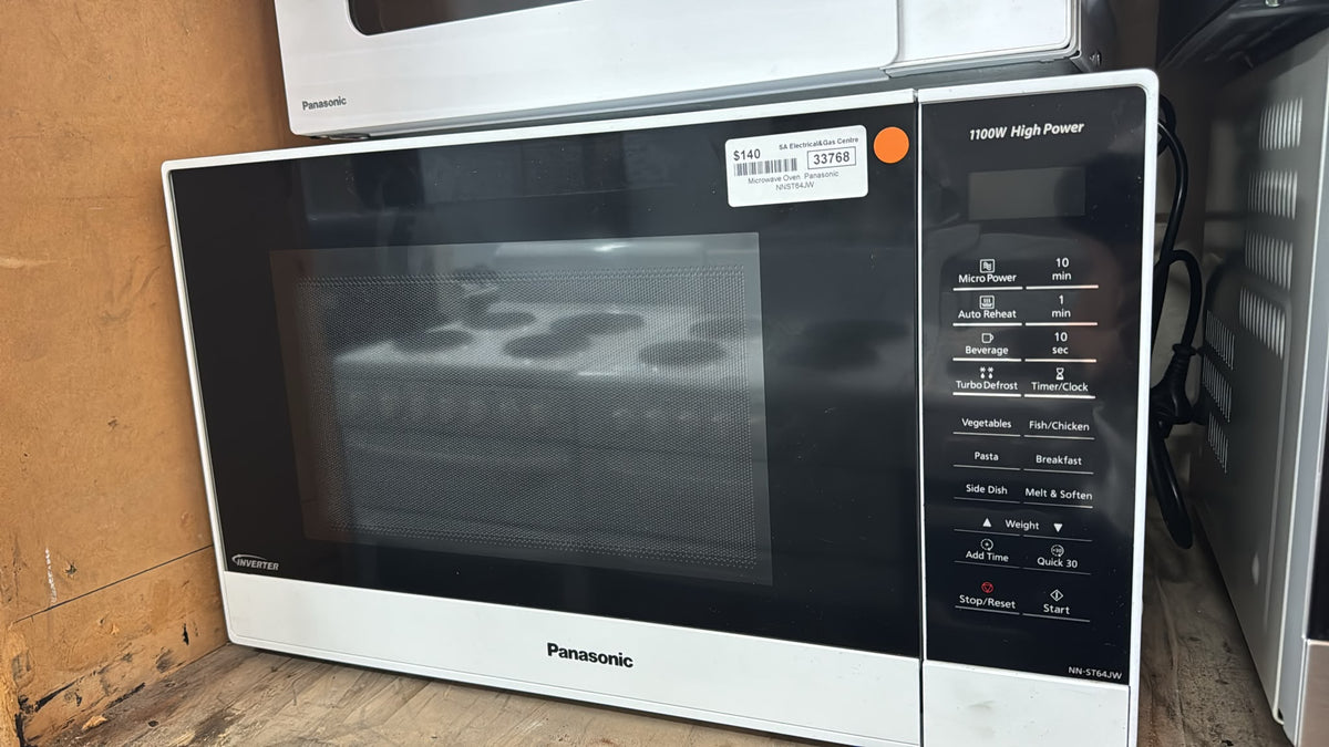Panasonic Microwave Oven NNST64JW (33768)