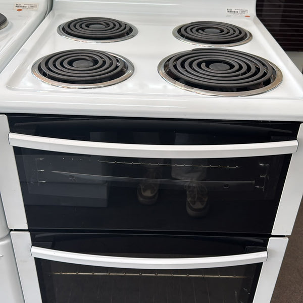 Westinghouse 54cm Electric Freestanding Stove (33771)