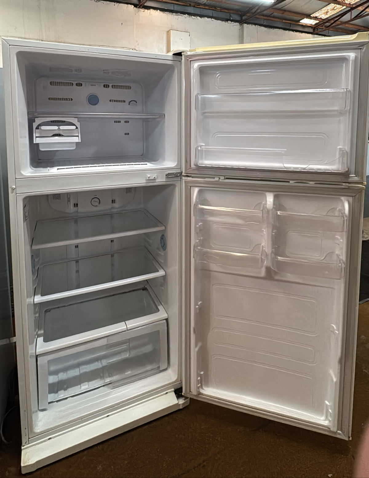 Samsung Fridge Freezer Top Mount 431L, SR430MW (33789)