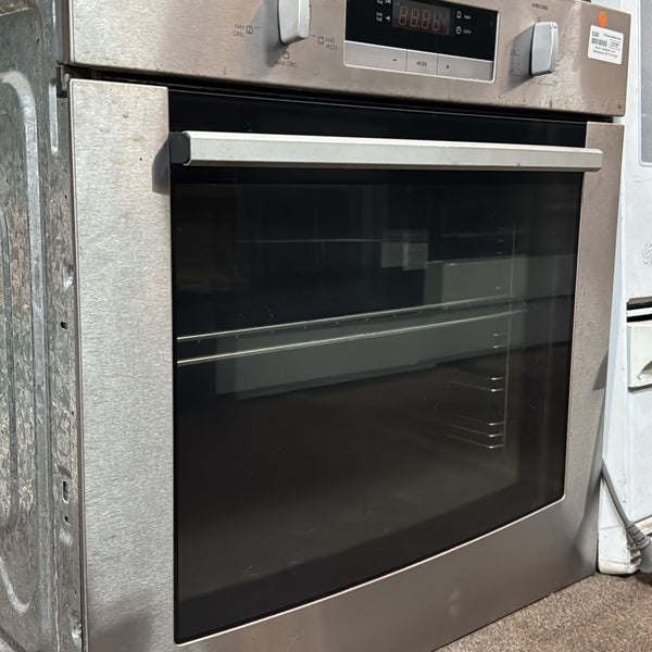 Westinghouse 60cm 667 Electric Underbench Oven, Fan Forced (33797)