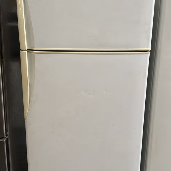 Westinghouse Top Mount Fridge Freezer RJ452 450L (33814)