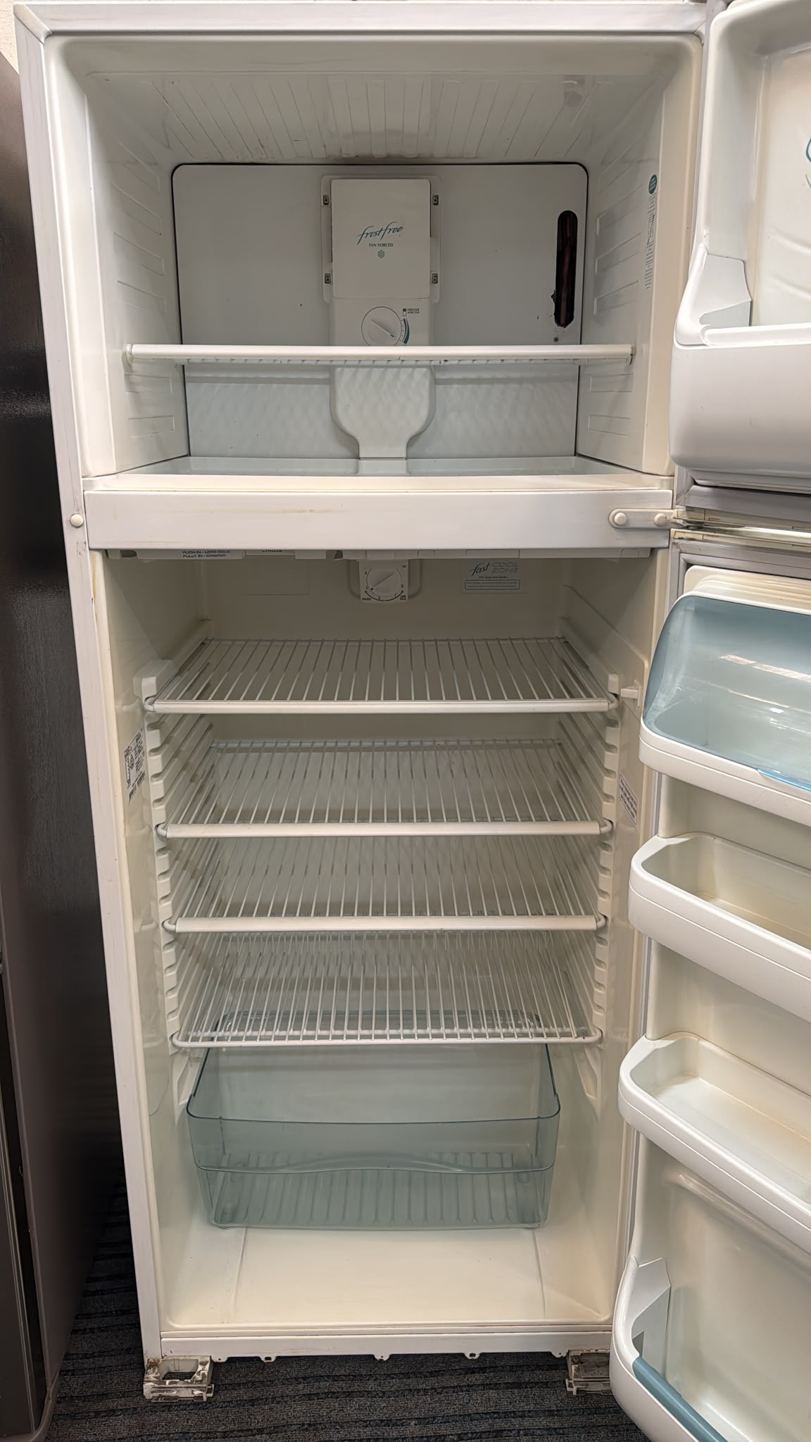 Westinghouse Top Mount Fridge Freezer RJ452 450L (33814)