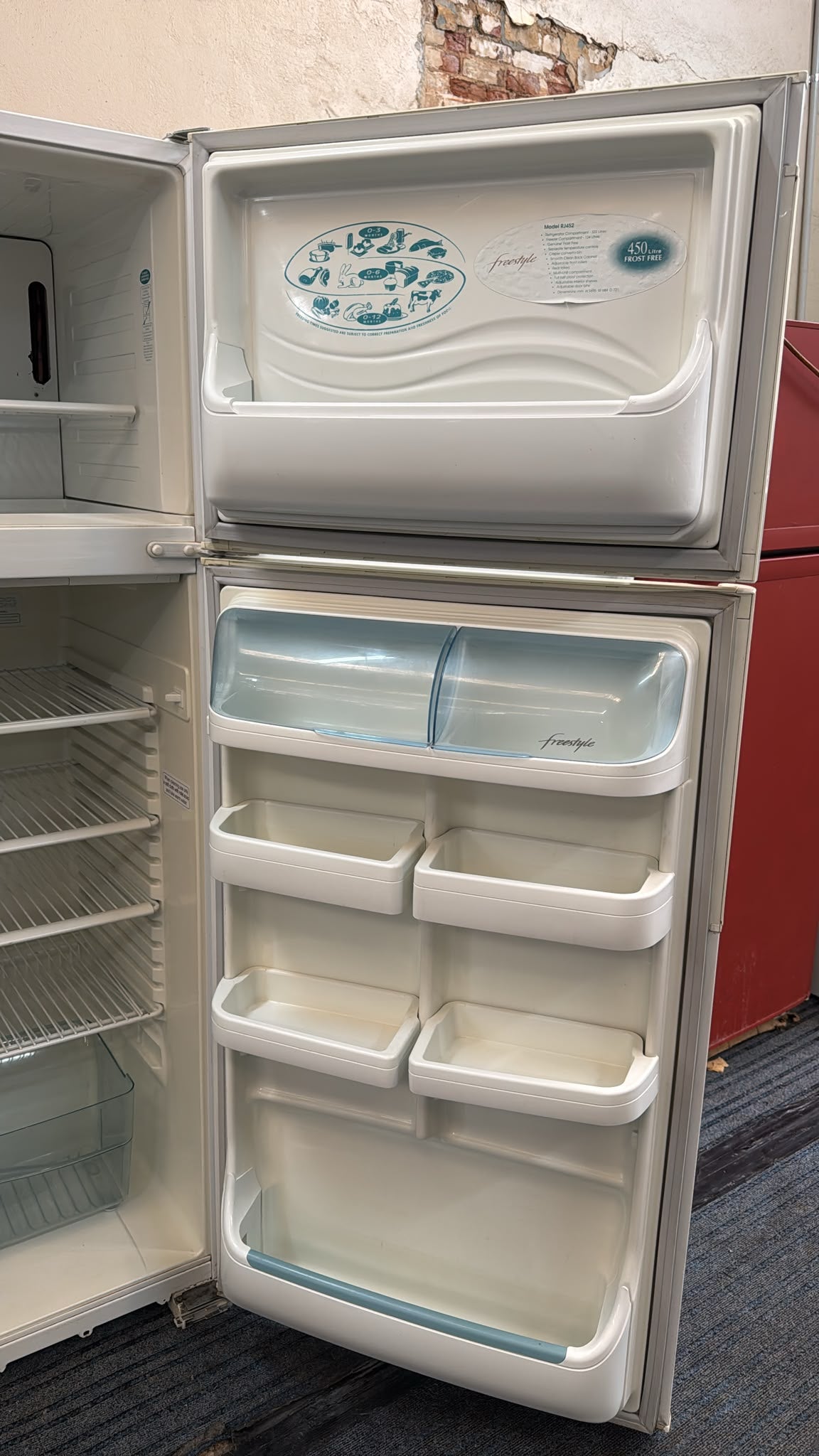 Westinghouse Top Mount Fridge Freezer RJ452 450L (33814)