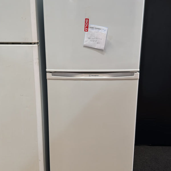Westinghouse Top Mount Fridge Freezer 181L (33818)
