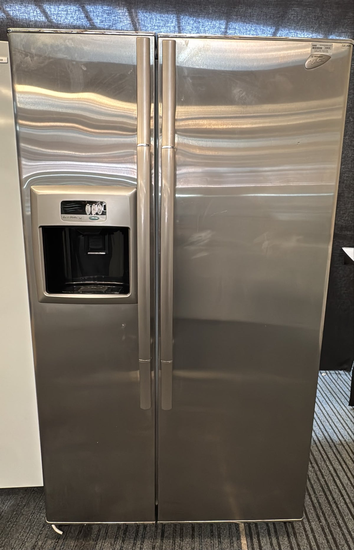 Westinghouse Side by Side Fridge Freezer 640L RS643 (33830)