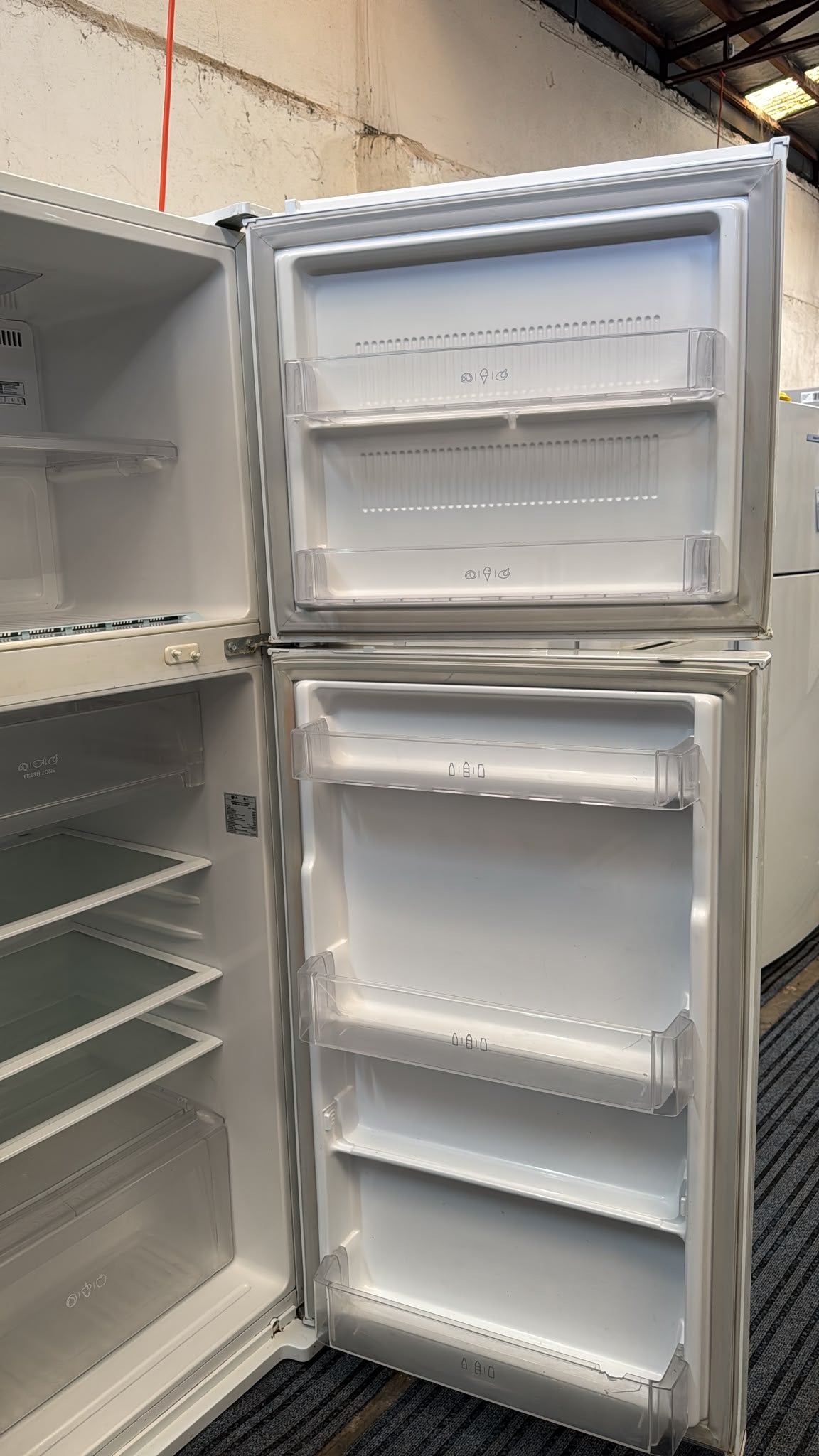 LG Top Mount Fridge Freezer 422L, GN422FW (33848)