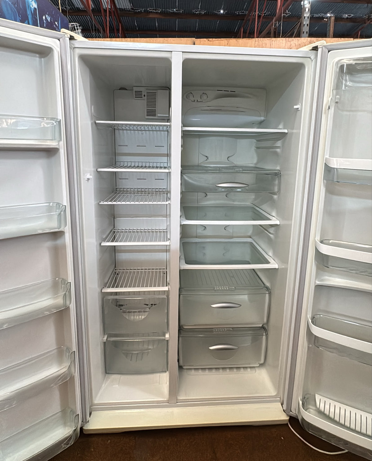 Westinghouse Side by Side Fridge Freezer 660L RS662V (33863)
