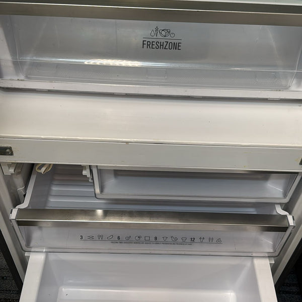 Electrolux French Door Fridge Freezer 524L, EHE5267SA-D (32437)