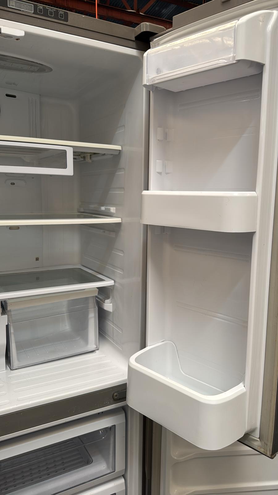 Samsung French Door Fridge Freezer,  SRF527DLS - 527L (32735)