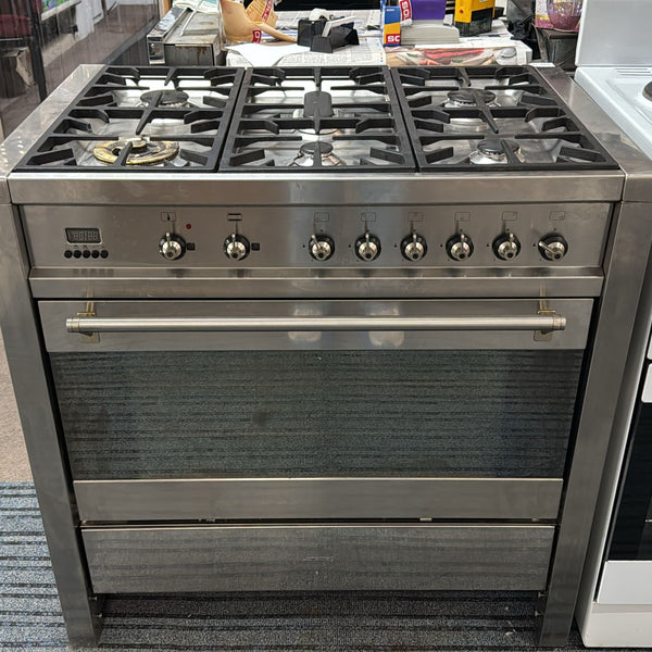 Smeg 6 Burner 90cm Duel Fuel 90cm Stove, Fan Forced (32819)