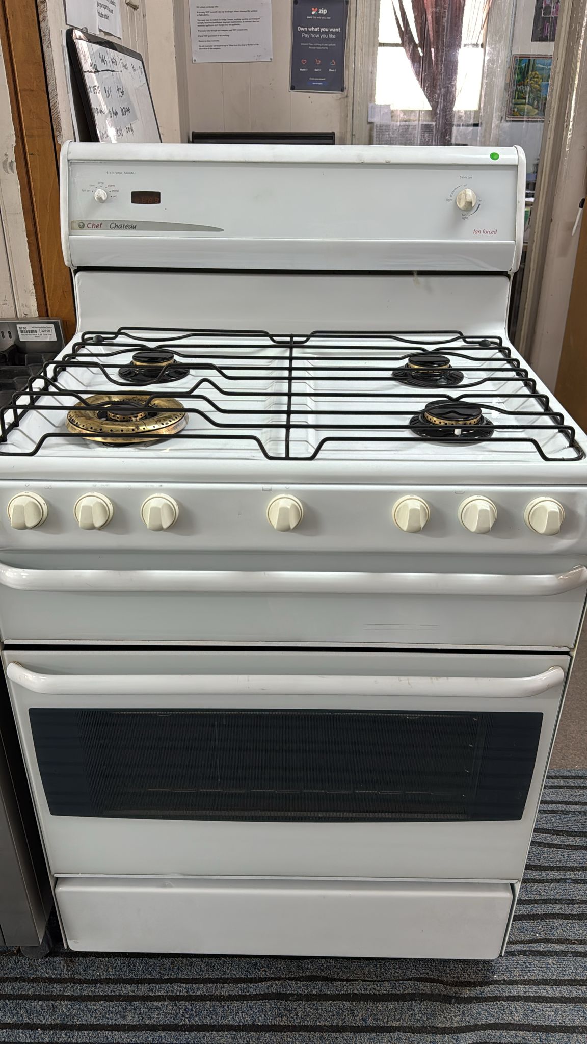 Chef Chateau 70cm Natural Gas Freestanding Stove (32851)