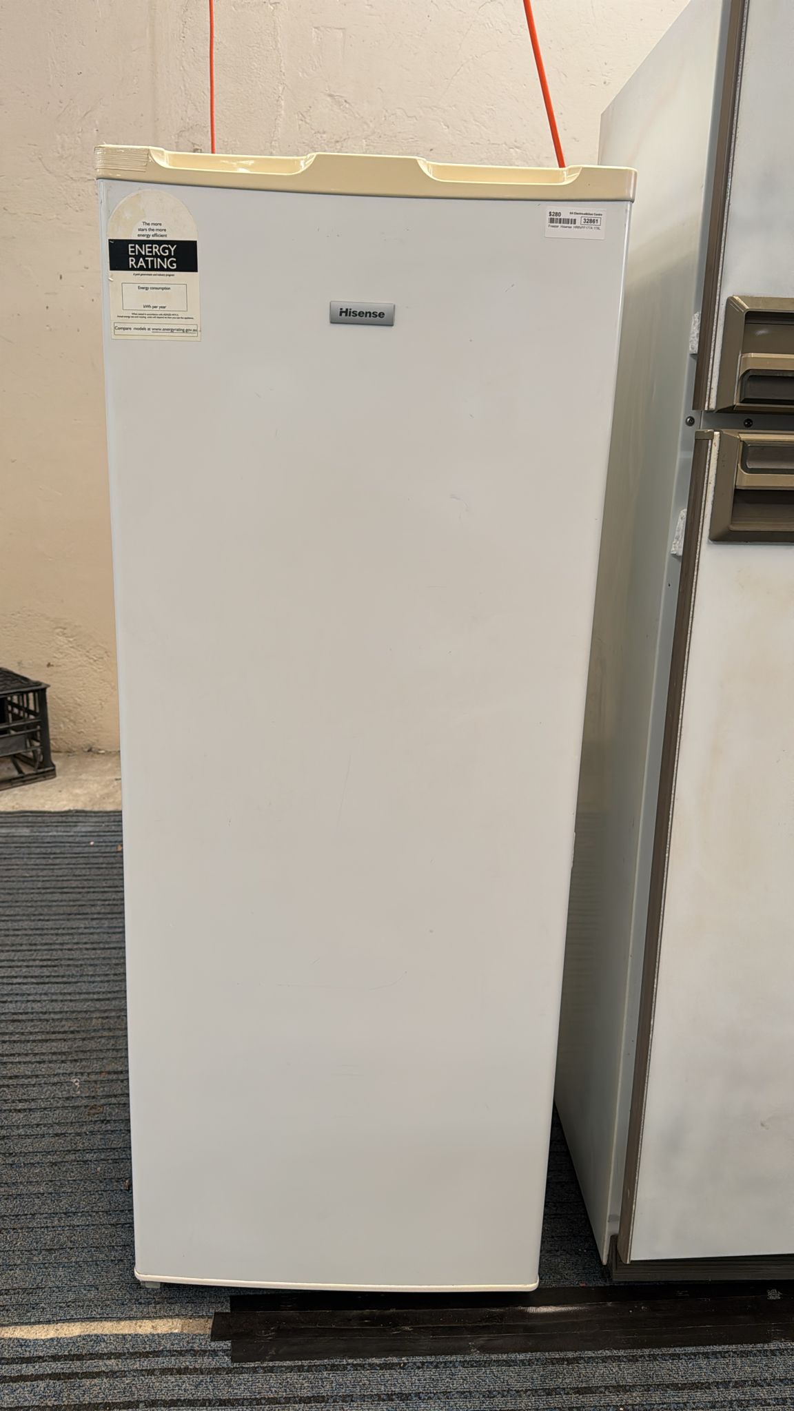 Hisense Upright Freezer 175L, HR6VFF177A (32861)