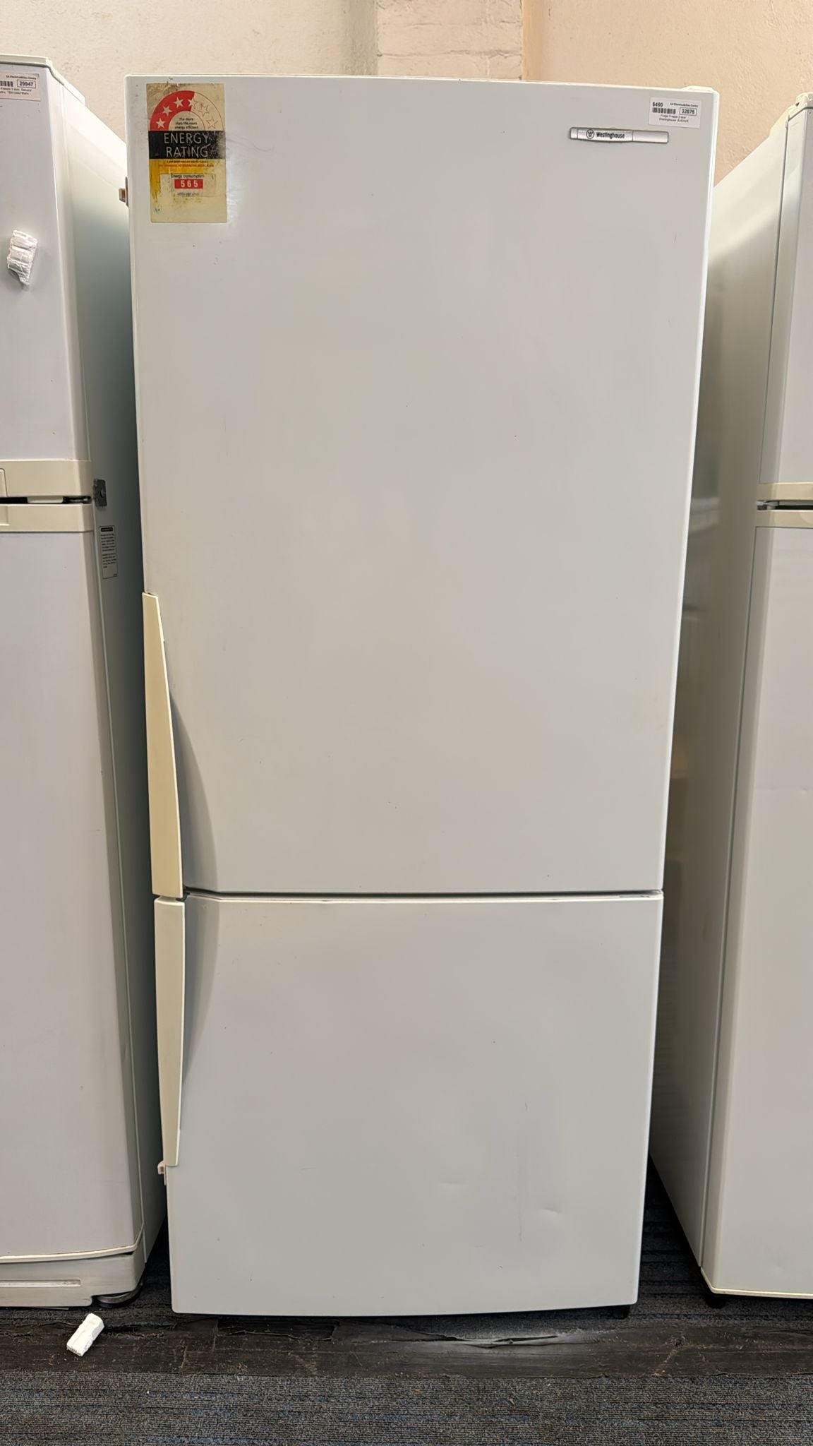 Westinghouse Bottom Mount Fridge Freezer 431L BJ434VR (32876)