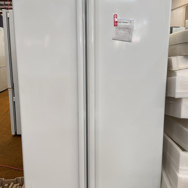 Westinghouse Side by Side Fridge Freezer 606L WSE6100WA*7