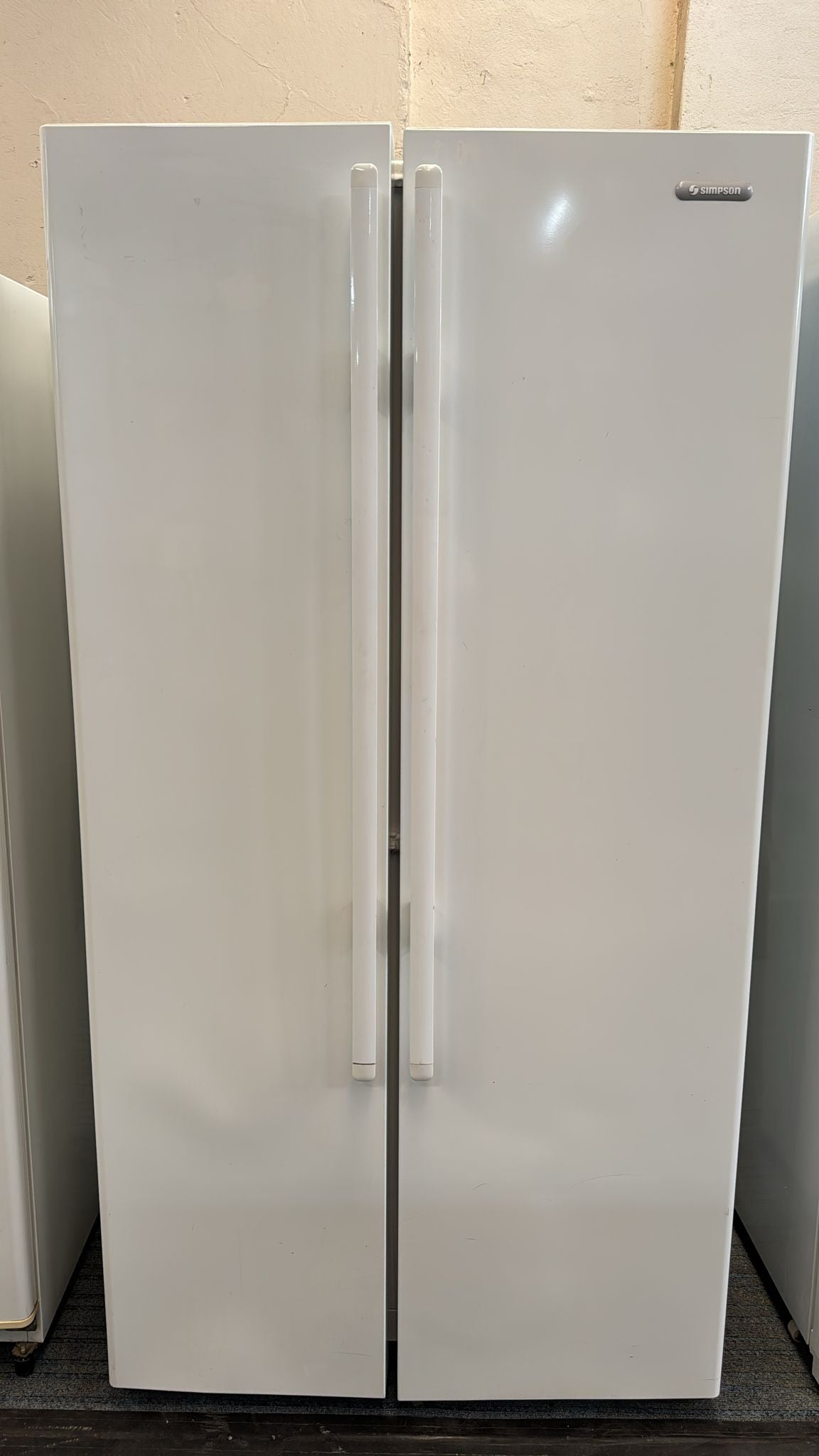 Simpson Side by Side Fridge Freezer 606L SSM6100WA (32904)