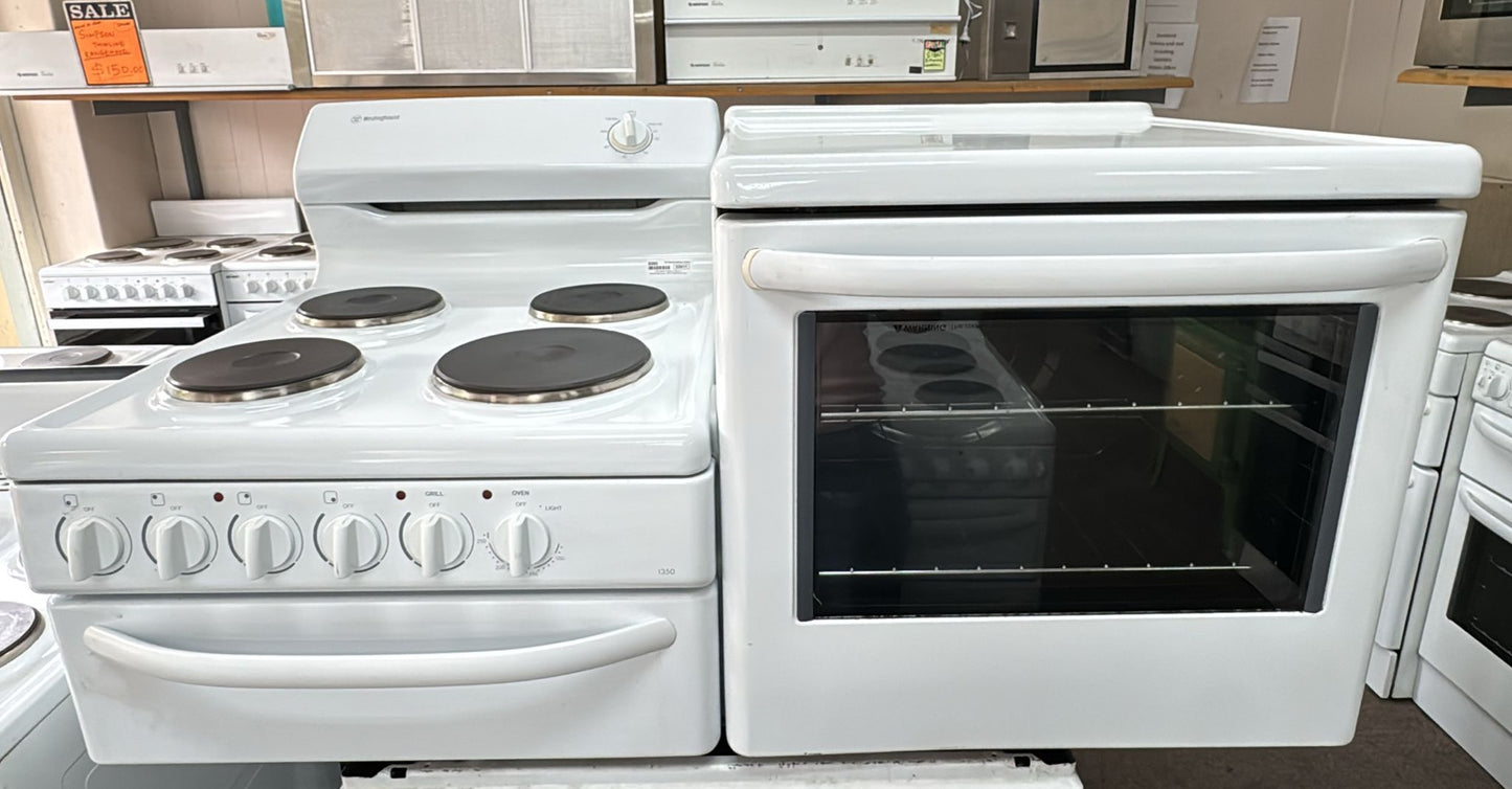 Westinghouse Fan Forced Natural Elevated Electric Stove,PEK1350W-R (32911)