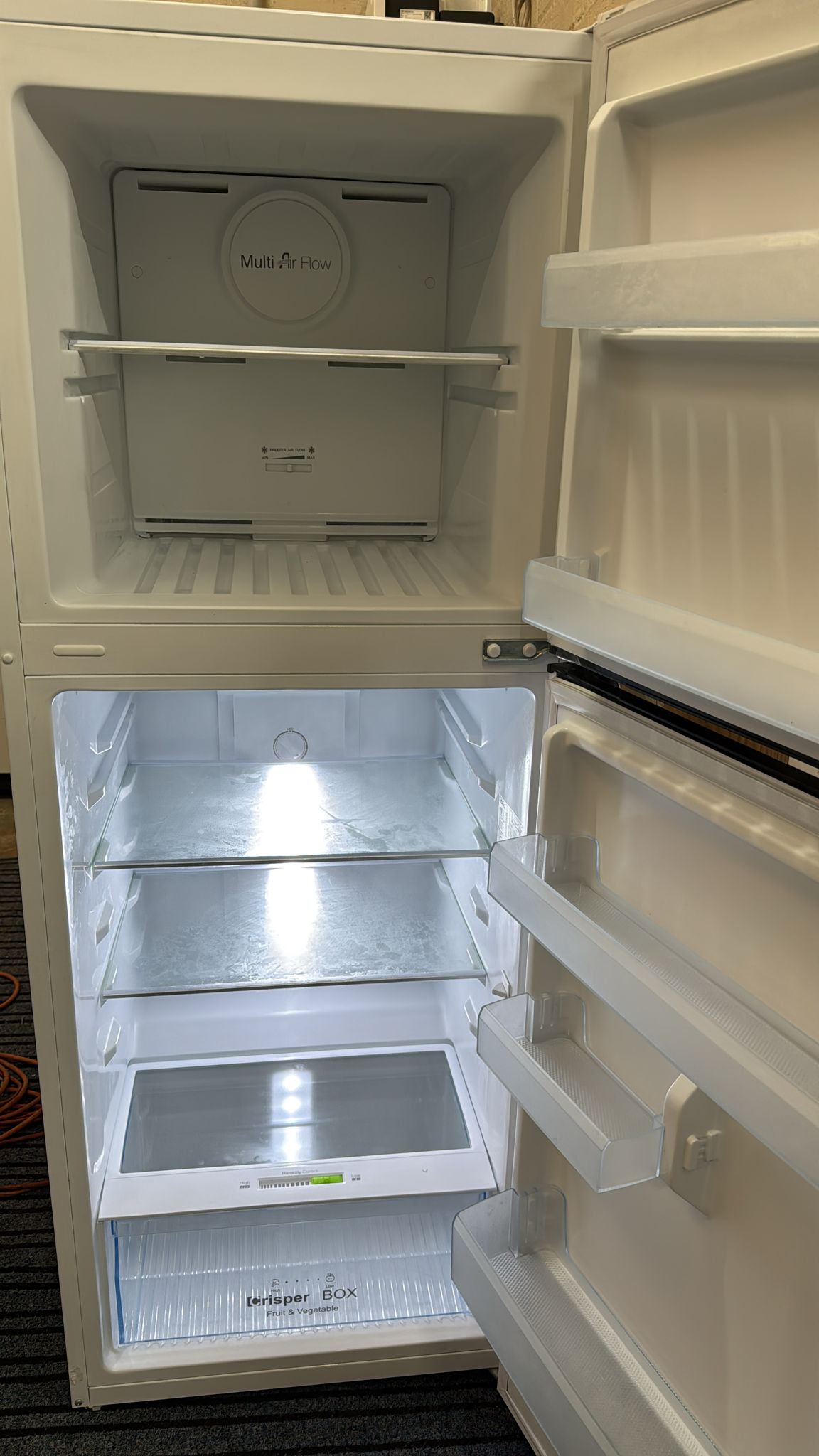 Chiq Top Mount Fridge Freezer 216L, CTM216W (32915)