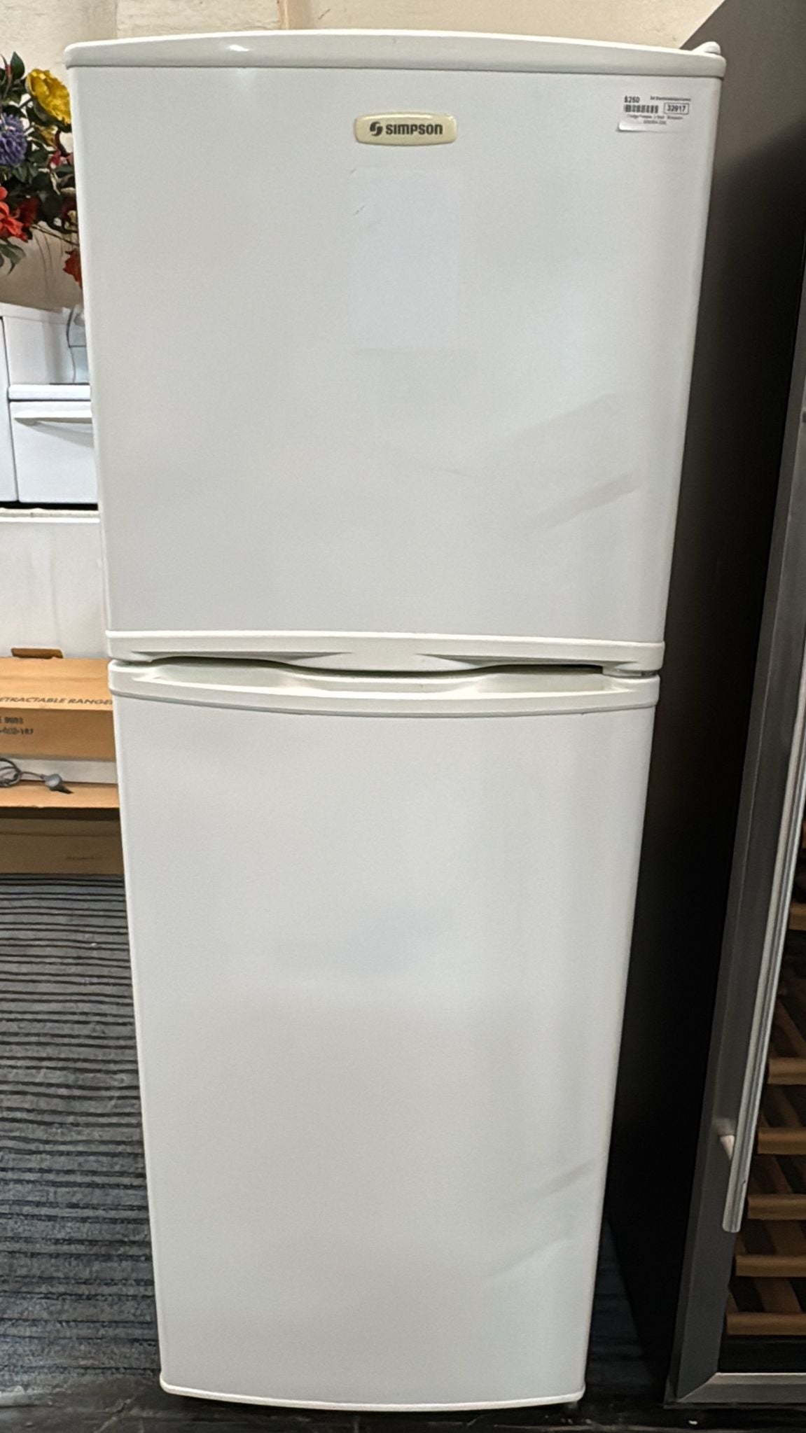 Simpson Fridge Freezer Top Mount 235L SR235A (32917)