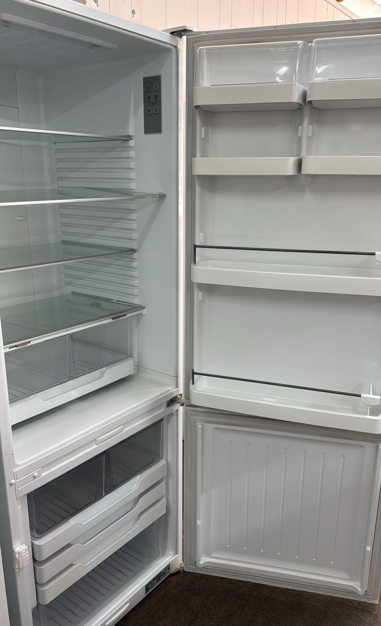 Fisher & Paykel Bottom Mount Fridge Freezer 403L (32920)