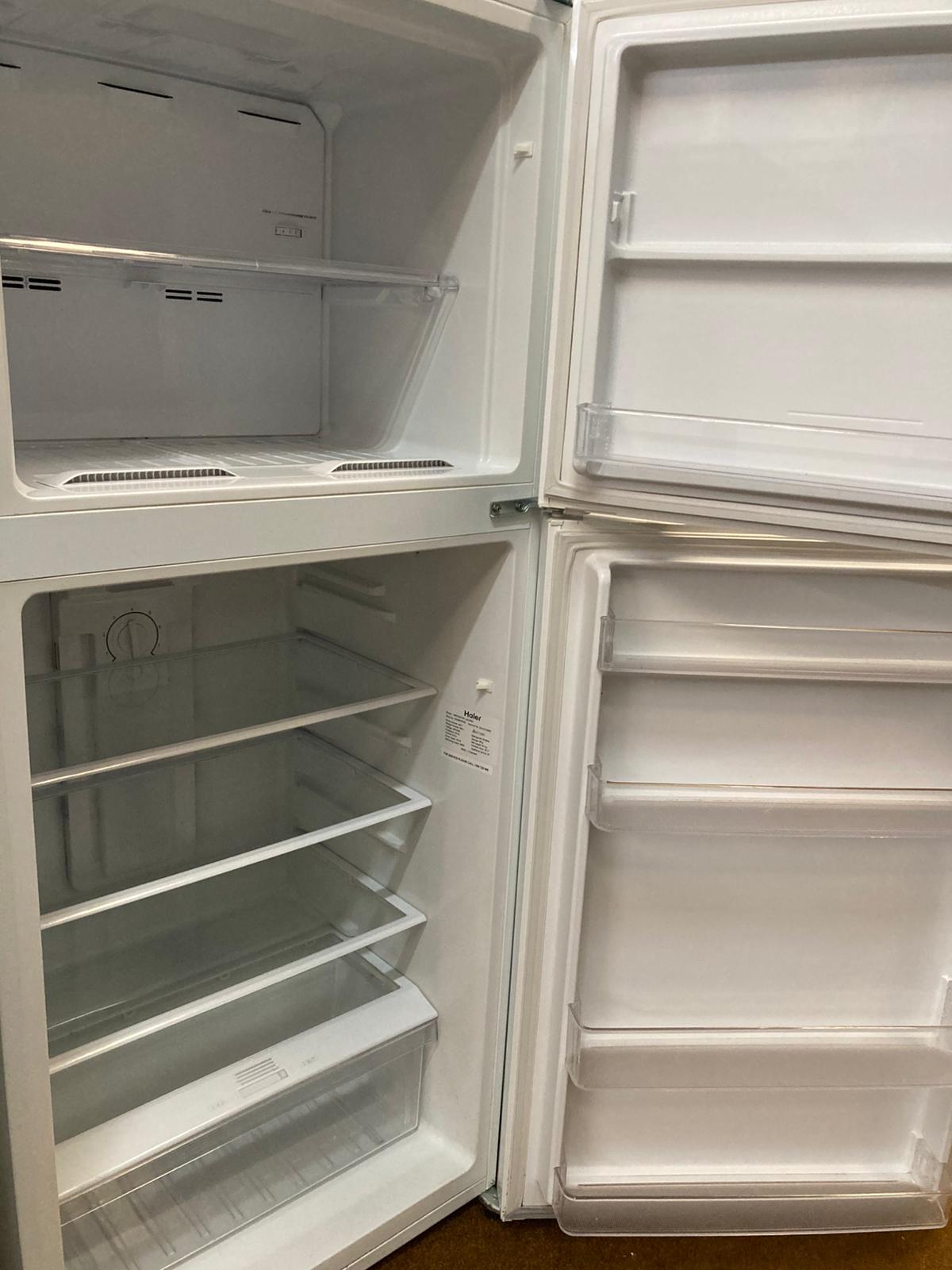 Haier Top Mount Fridge Freezer 420L, HRF422TW1 (32471)