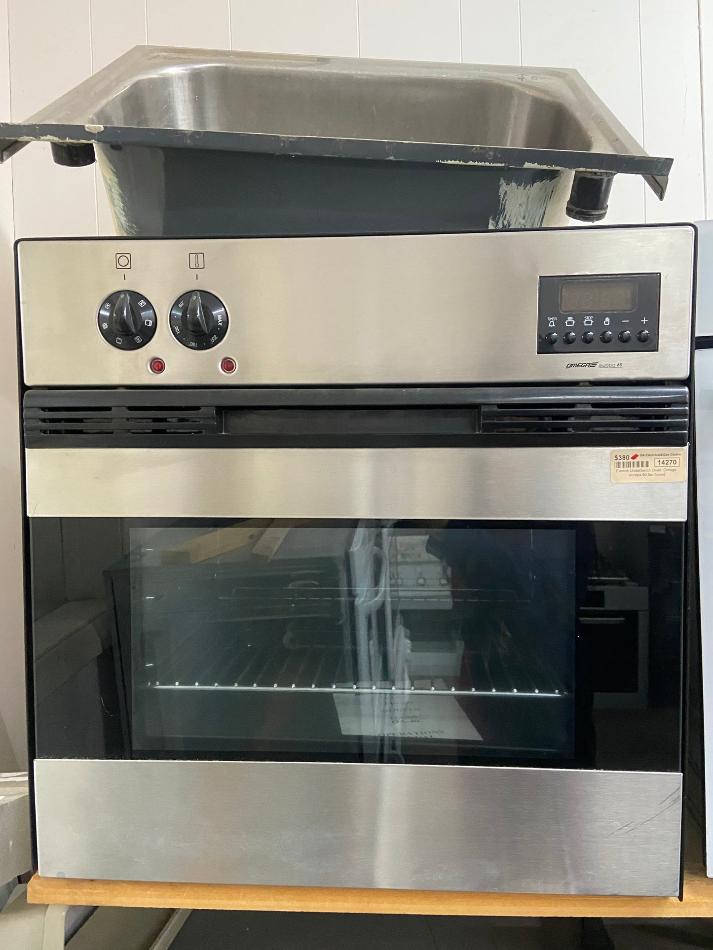 Omega Fan Forced Electric Underbench Oven